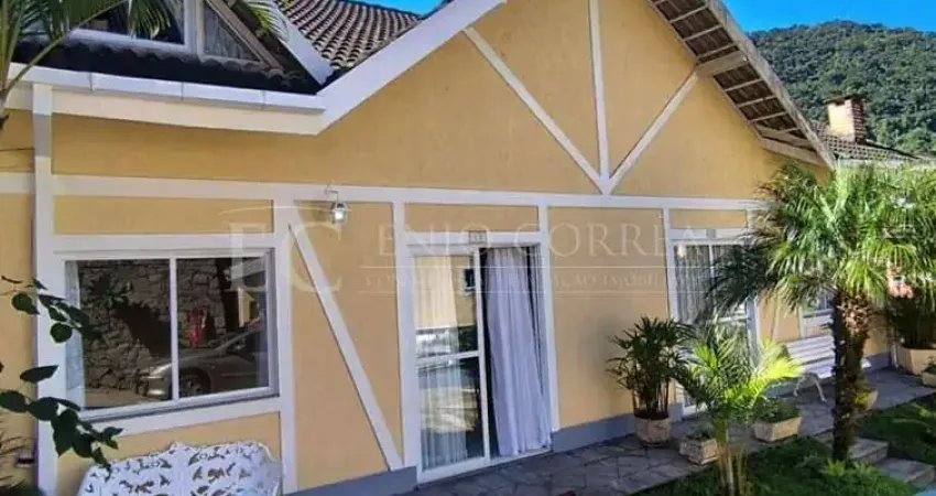 Casa em condomínio fechado com 3 quartos à venda no Granja Guarani, Teresópolis