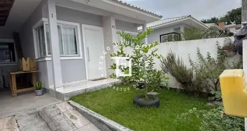 Oportunidade Abaixo do Mercado Casa Geminada No Vale Verde Em Palhoça-SC.