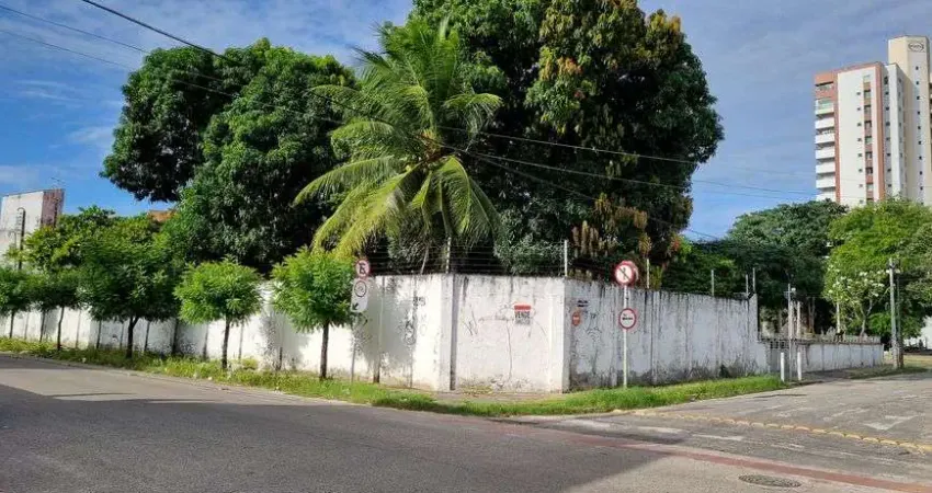 Casa com 2 quartos à venda na Rua Antônio Drumond, 634, Monte Castelo, Fortaleza