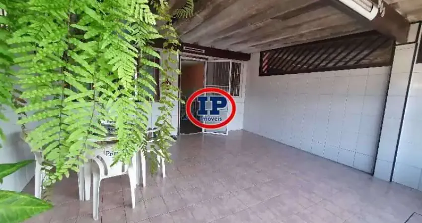 Casa com 2 dorms, Ocian, Praia Grande - R$ 350 mil, Cod: 7523