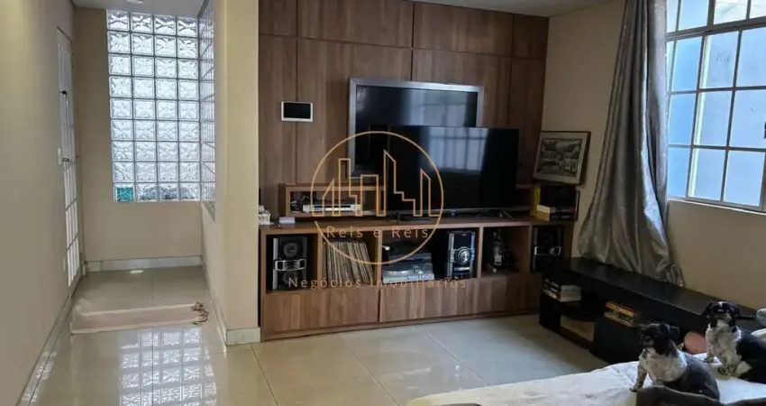 Casa para Venda em Contagem, Novo Eldorado, 5 dormitórios, 2 suítes, 3 banheiros, 3 vagas