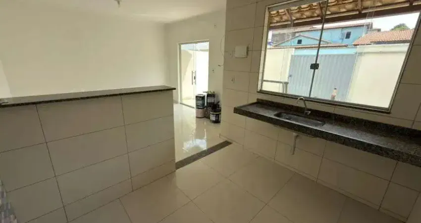 Casa a venda, com 65 m², possui 02 quartos. Bairro Bom Jardim - Mário Campos - MG