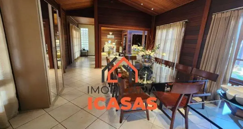 Casa a venda, possui 04 quartos, no condomínio Quintas da Jangada - Ibirité - MG