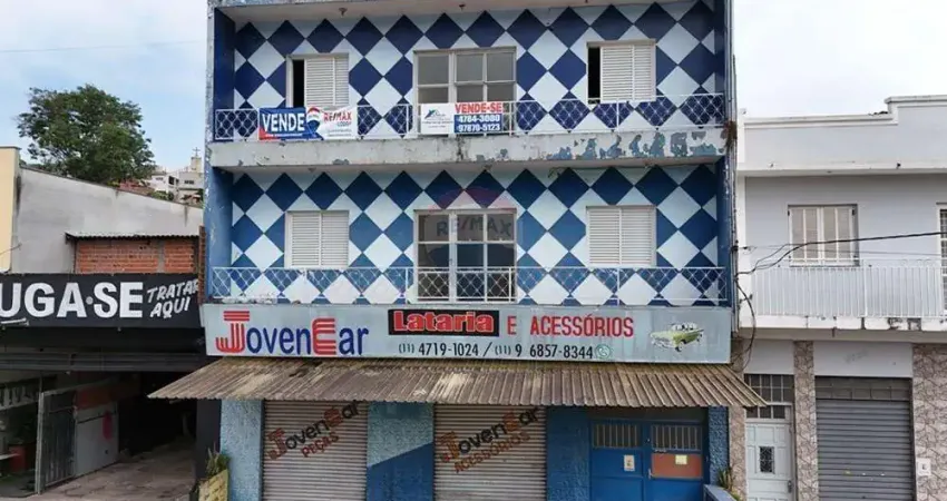 Excelente oportunidade – Imóvel de uso misto às margens da Raposo Tavares, em São Roque (Bairro Marmeleiro)