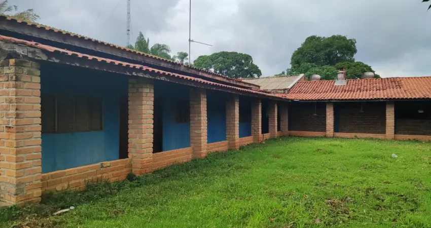 Fazenda a venda na parte alta do pantanal mato-grossense.  poconé