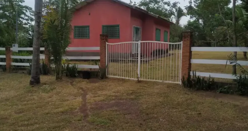 Casa de veraneio em condomínio super aconchegante a venda em acorizal. mato grosso