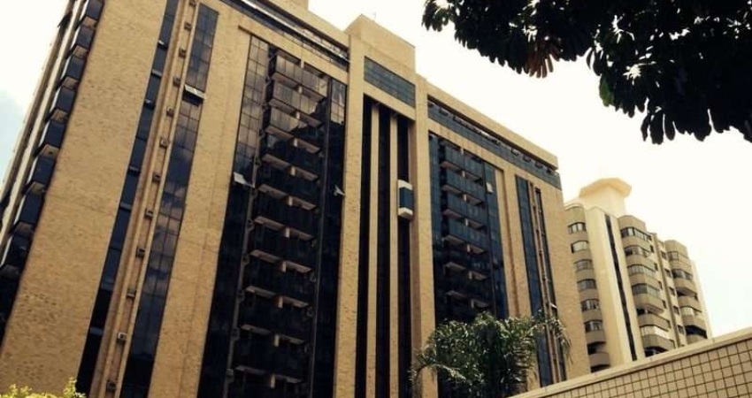 Flat com 1 quarto à venda na Avenida Ibijaú, 368, Moema, São Paulo