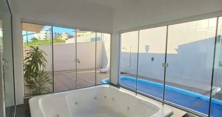 Casa para Locação em Palhoça, Pedra Branca, 3 dormitórios, 1 suíte, 4 banheiros, 3 vagas