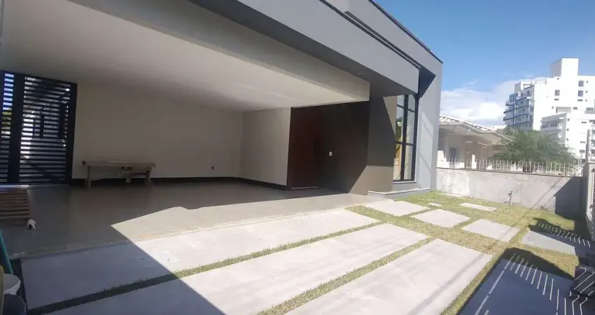 Casa para Venda em Palhoça, Pedra Branca, 3 dormitórios, 1 suíte, 3 banheiros, 2 vagas