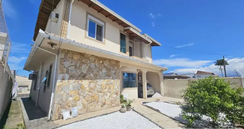 Casa para Venda em Palhoça, Jardim Eldorado, 5 dormitórios, 2 suítes, 4 banheiros, 2 vagas
