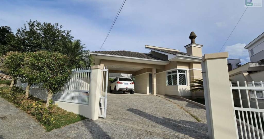 Casa para Locação em Palhoça, Pedra Branca, 3 dormitórios, 1 suíte, 2 banheiros, 2 vagas