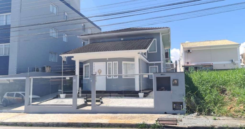 Casa para Locação em Palhoça, Passa Vinte, 3 dormitórios, 1 suíte, 2 banheiros, 2 vagas