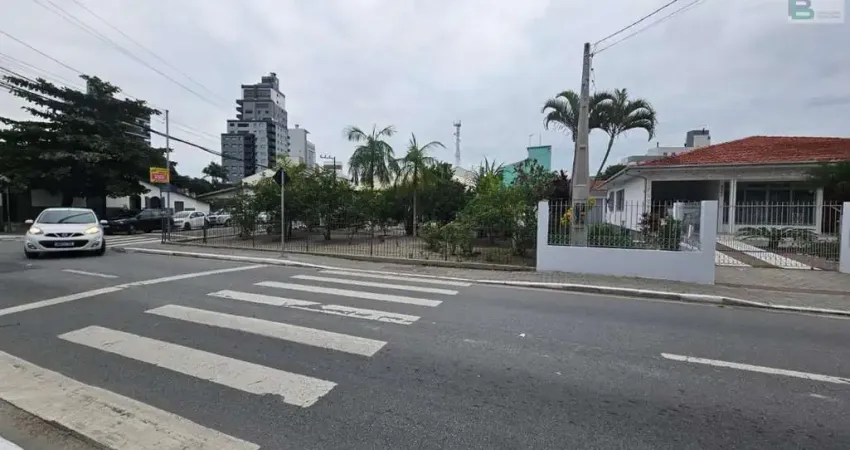 Terreno comercial para alugar na Rua Caetano Silveira de Matos, 2479, Centro, Palhoça