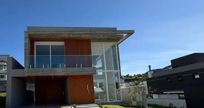 Casa em condomínio fechado com 4 quartos à venda na Rua Lagoinha, 65, Pedra Branca, Palhoça