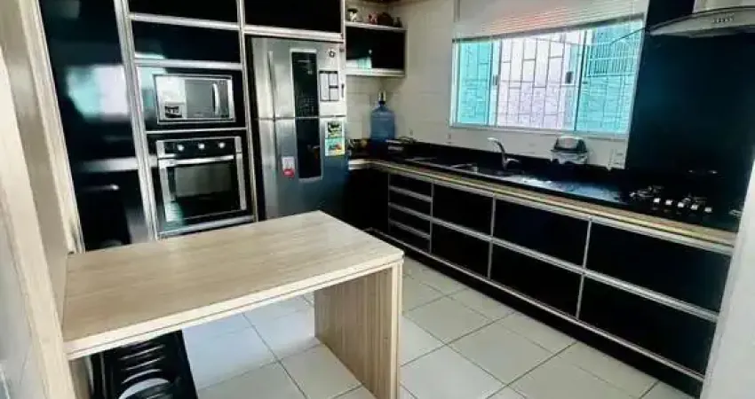 Casa com 3 quartos à venda na Rua Ímola, 35, Pagani, Palhoça