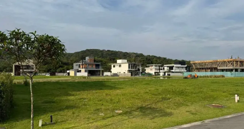 Terreno em condomínio fechado à venda na Rua Das Lagoinhas, Pedra Branca, Palhoça