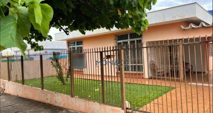 Casa com 3 dormitórios à venda, 250 m² por R$ 850.000,00 - Vila Siam - Londrina/PR