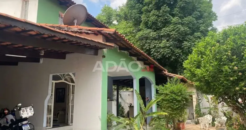 Casa com 4 quartos à venda na Rua J57, 393, Setor Jaó, Goiânia