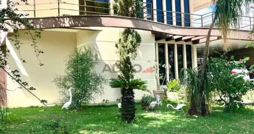 Casa com 6 quartos à venda na Rua A31, Jardins Atenas, Goiânia