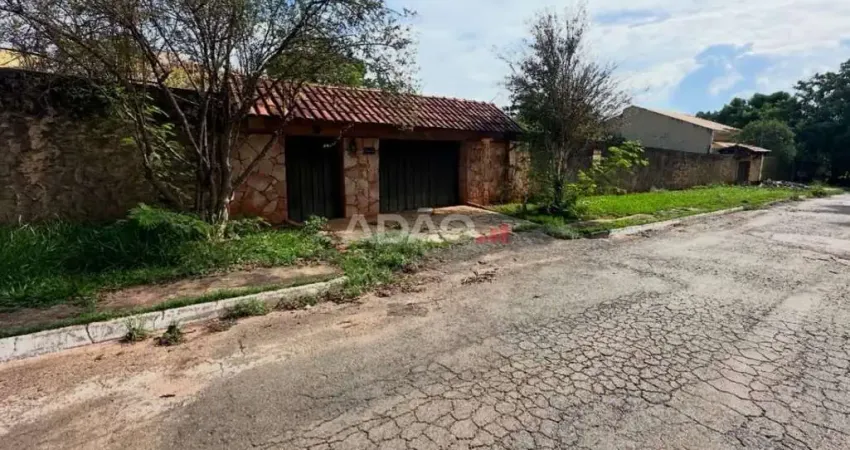 Casa com 4 quartos à venda na Rua J 55, 1, Setor Jaó, Goiânia