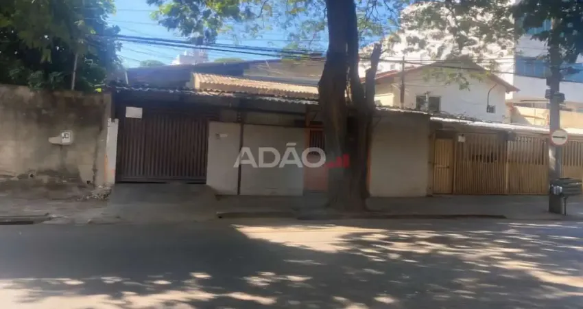 Casa com 7 quartos à venda na Rua 233, Setor Leste Universitário, Goiânia