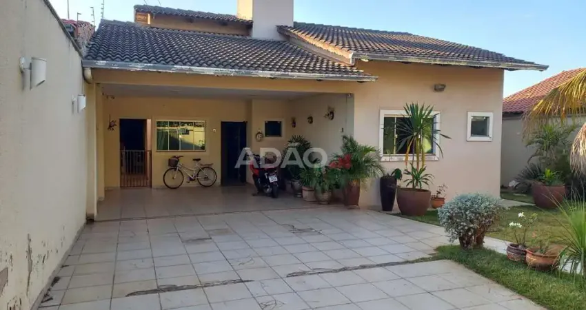 Casa com 4 quartos à venda na Avenida Aristóteles, s/n, Jardim Mariliza, Goiânia