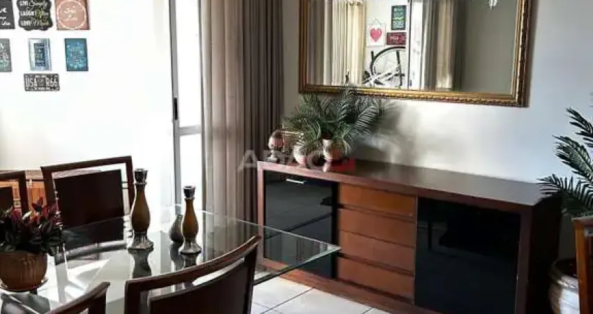 Vende-se apartamento 3 Quartos, 1 suíte. (RICO EM ARMÁRIOS)