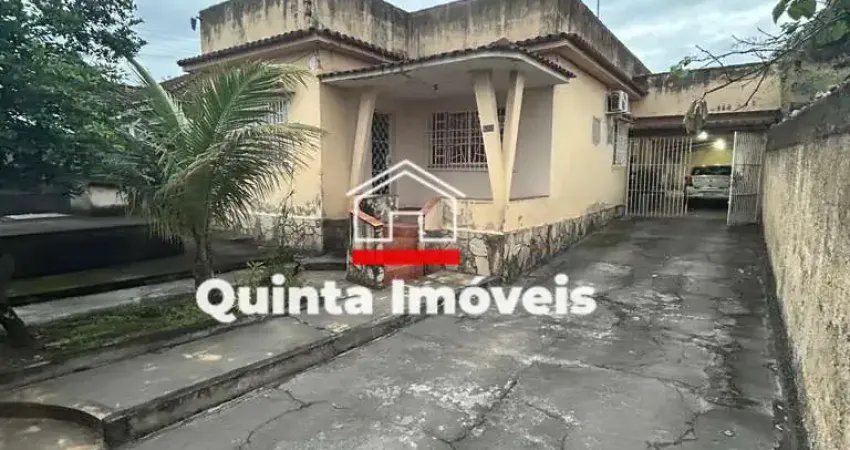 Casa com 3 quartos à venda na Rua Padre Egídio Cavouth, Jardim Imperial, Itaboraí