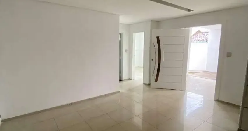 Casa com 3 dormitórios à venda por R$ 890.000,00 - Jóquei Clube - Fortaleza/CE