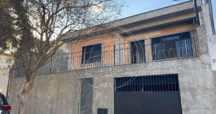 Casa com 2 quartos à venda com 112m²