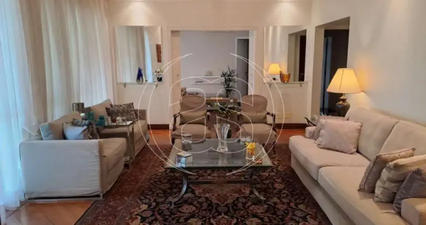 APARTAMENTO À VENDA. IBIRAPUERA.