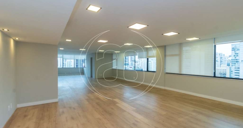 Oportunidade Imperdível! Espaço Comercial de 149m² no Bairro Indianópolis