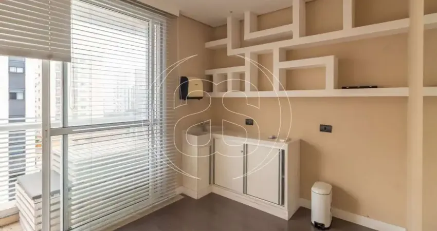 Oportunidade Imperdível: Sala Comercial no Coração de Moema!
