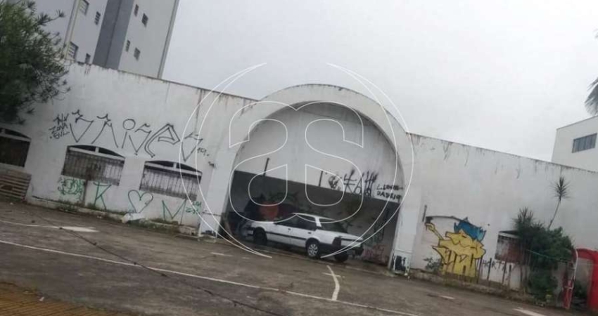 TERRENO COMERCIAL - AV. VEREADOR JOSÉ DINIZ - 467 M²