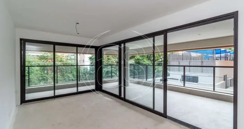APARTAMENTO EM MOEMA COM 153 METROS