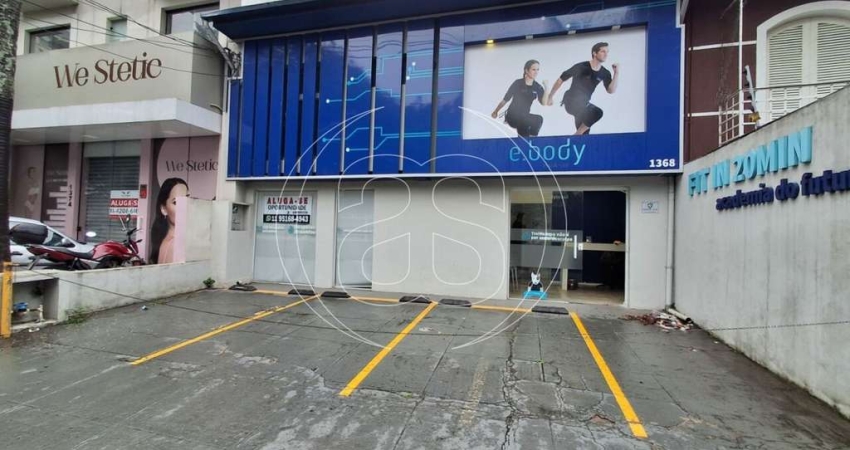 Excelente imóvel comercial em Moema com 03 Vagas !