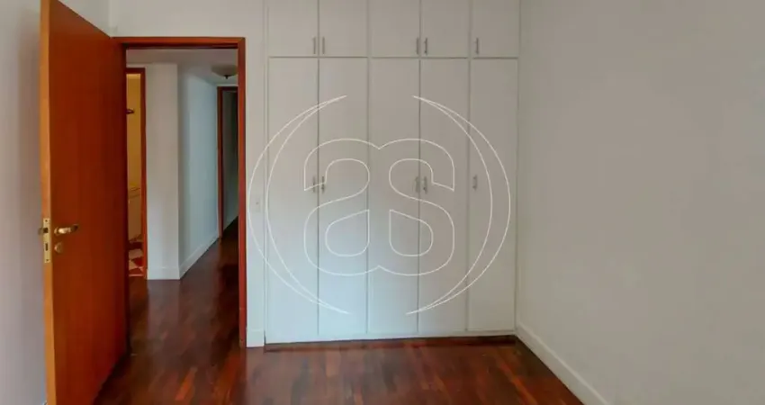 Apartamento com 3 quartos para alugar na Rua Gaivota, 1092, Moema, São Paulo