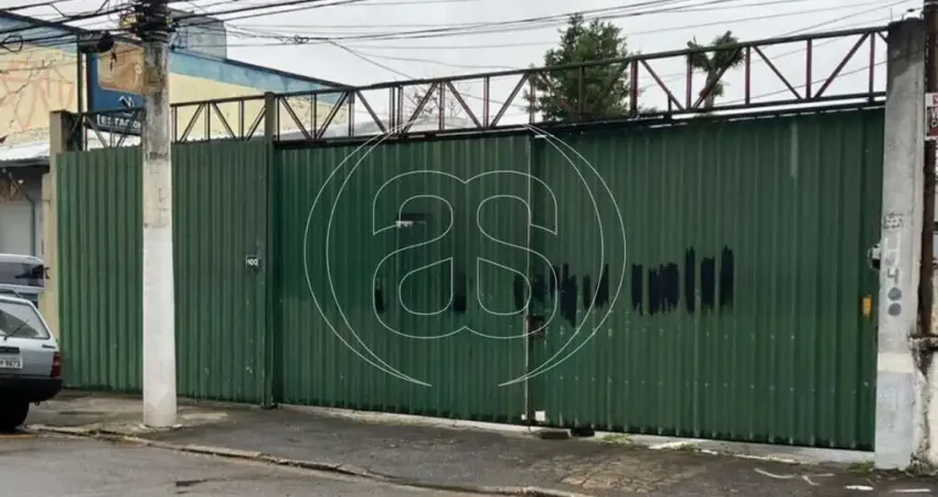 Excelente terreno comercial com estrutura pronta e localização estratégica!