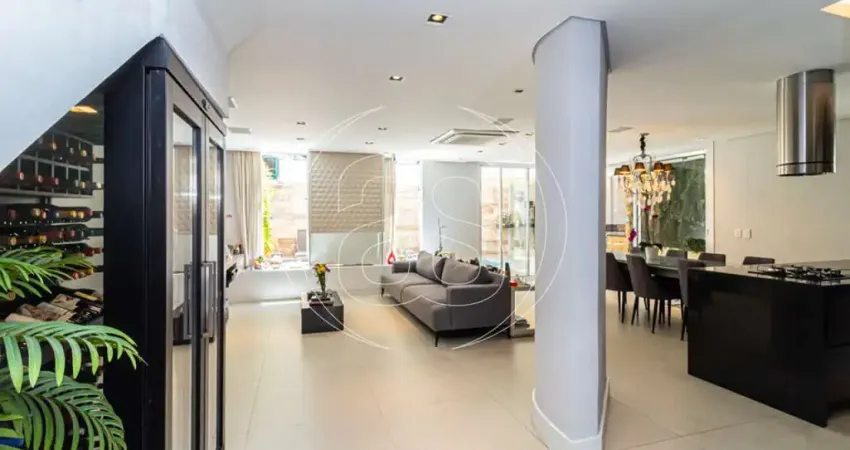 Moema! casa em condomínio fechado! proximo ao parque ibirapuera