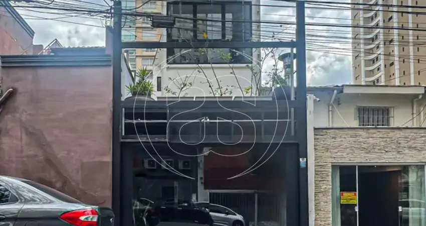 Loja comercial moderna em moema com rooftop ? próxima ao metrô