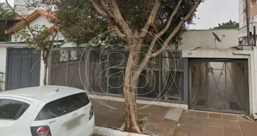 Excelente oportunidade no coração do campo belo! casa com 300 m² de terreno e 230 m² de área útil!