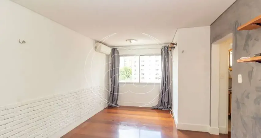 Apartamento à venda em moema com 60m², ar condicionado na sala e nos 2 quartos. 1 vaga de garagem.