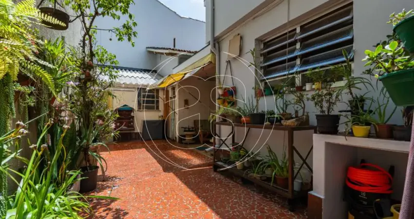 Casa à venda em moema com 100m², 3 quartos sendo 1 suíte e 2 vagas de garagem