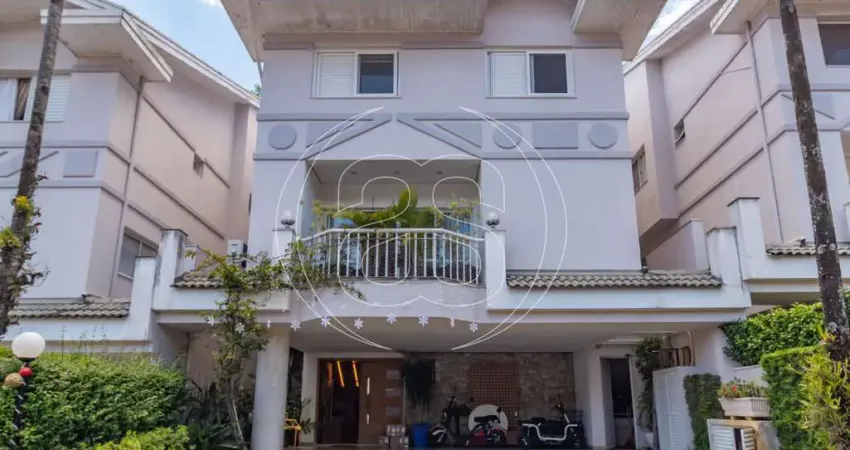 Casa de condomínio para venda na região do jardim dos estados, com 452m², 4 dormitórios e 4 suítes!