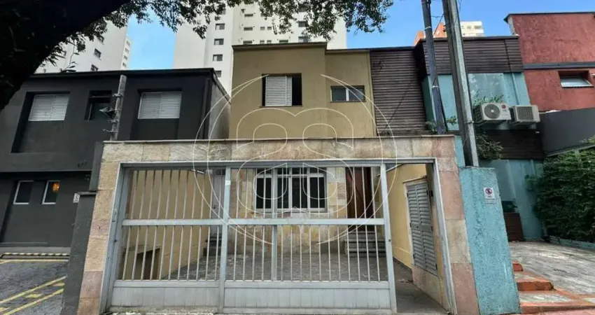 Casa Comercial Reformada para Locação em Moema Índios com 02 Vagas ? Funcional e Bem Localizada