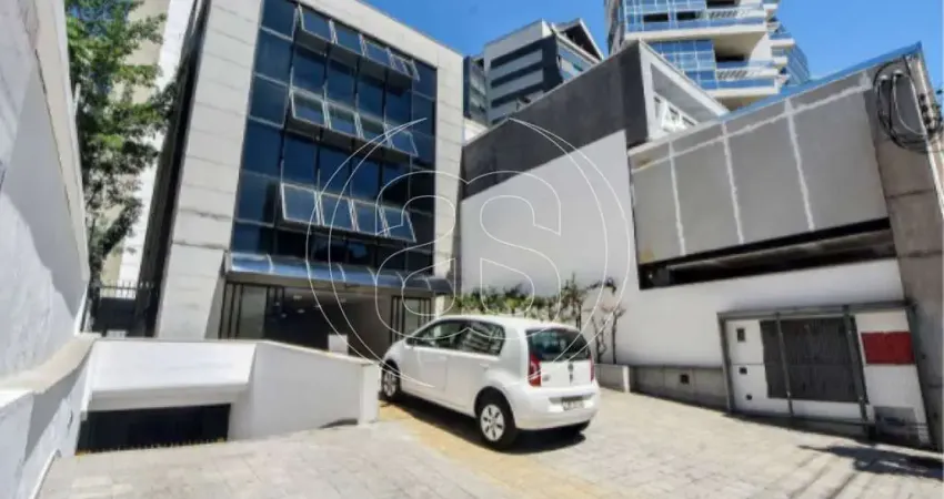 Prédio monousuário para locação no Itaim Bibi, São Paulo - SP 10m² frente x 40m² fundos