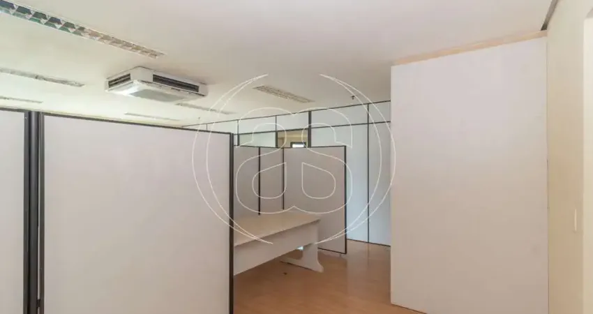 Excelente Sala Comercial de 91m² com 2 VAGAS no Campo Belo!