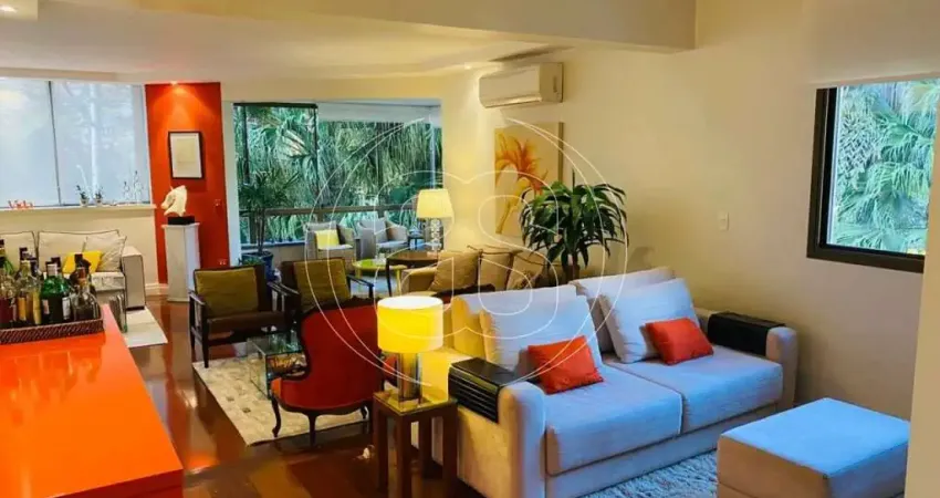 Apartamento à venda e aluguel em moema com 172m², 4 quartos sendo 2 suítes, 3 vagas e depósito