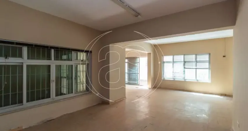 Casa comercial com 5 salas para alugar na Rua Pascal, 1237, Campo Belo, São Paulo