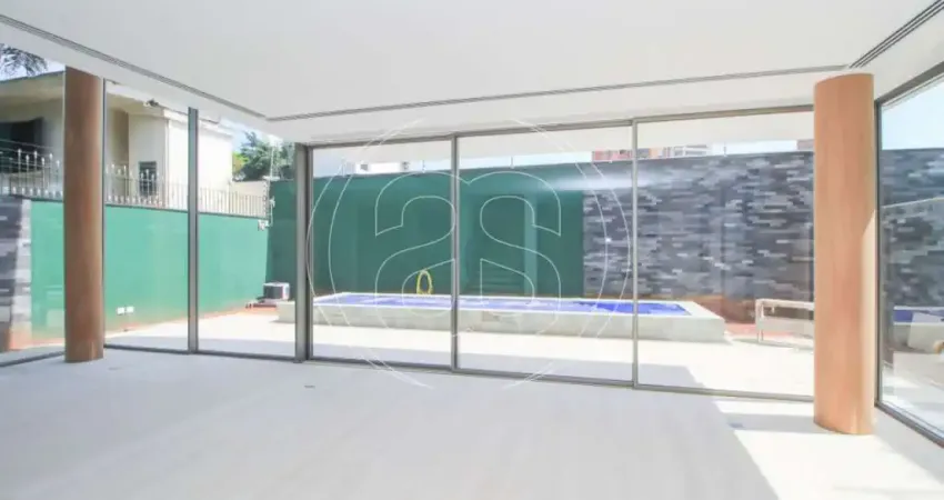 Casa em condomínio fechado de Altíssimo Padrão à venda, 779 M² Úteis.